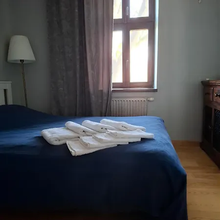 Pod Starym Debem アパート ビィドゴシュチュ